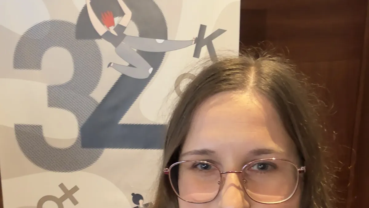 Pani Magda od 33 lat żyje z HIV. "Najwięcej stygmatyzacji odczułam w ochronie zdrowia"