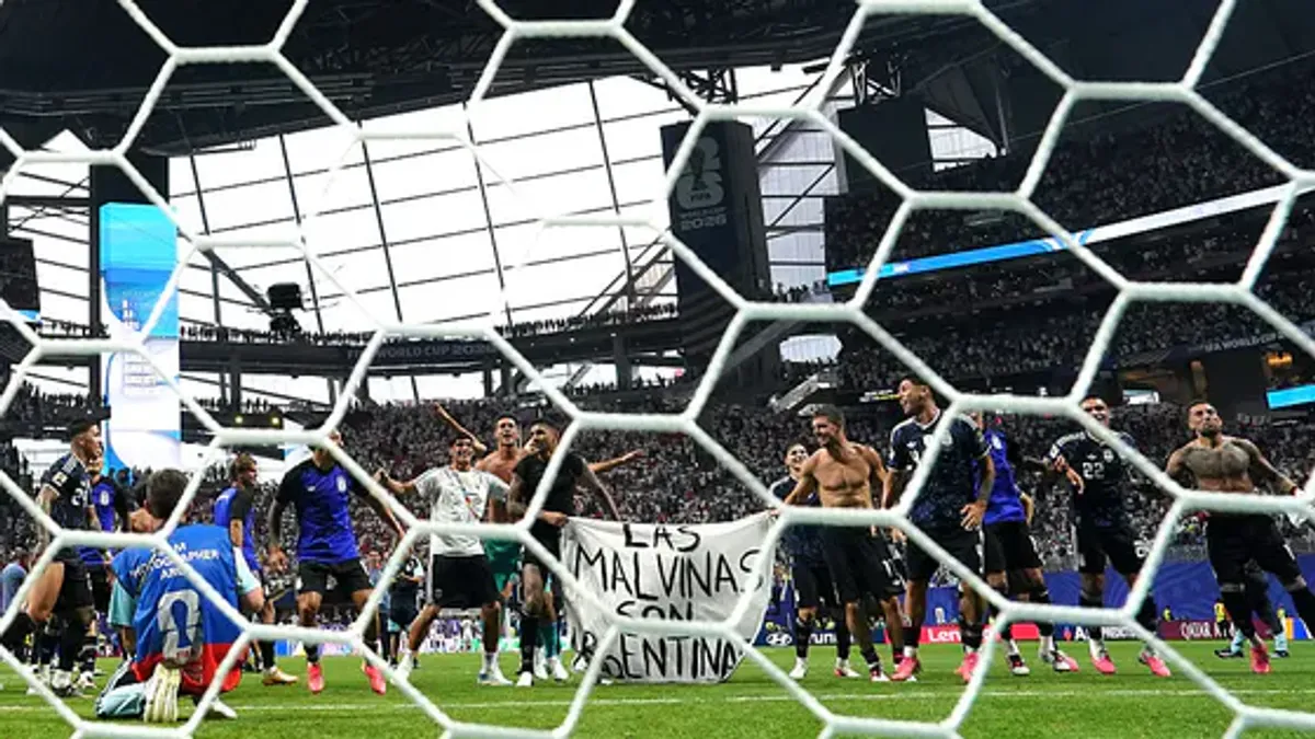 FIFA wszczyna postępowanie ws. Argentyny za transparent o Falklandach