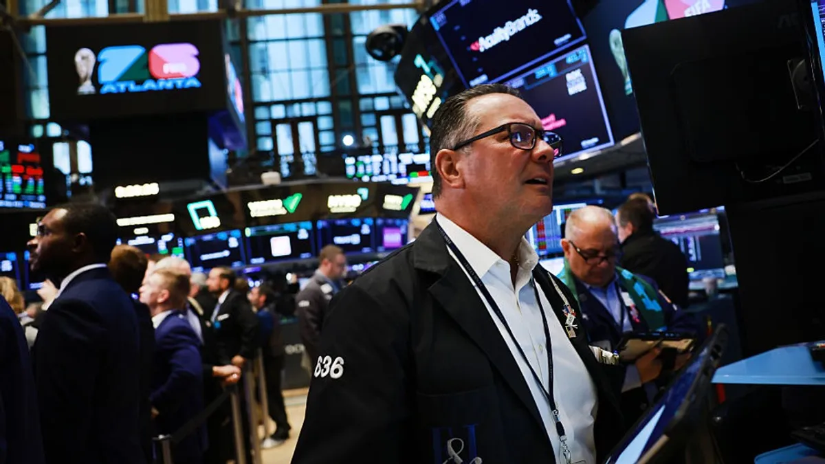 Giełda w USA wznawia handel. Sytuacja wygląda źle