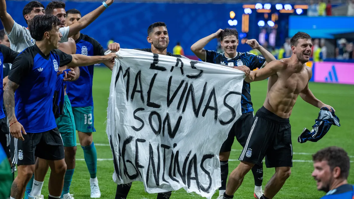 FIFA wszczyna postępowanie wobec Argentyny za transparent o Falklandach
