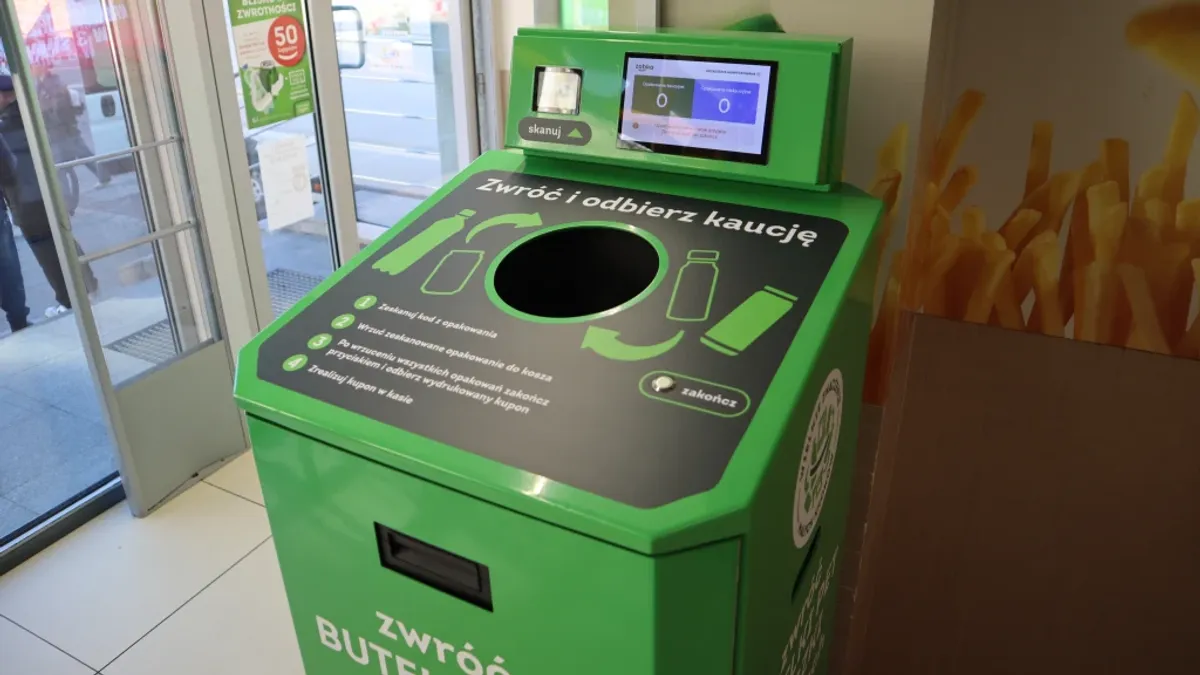 System kaucyjny w sklepach Żabka. Tysiące butelkomatów "na miarę"