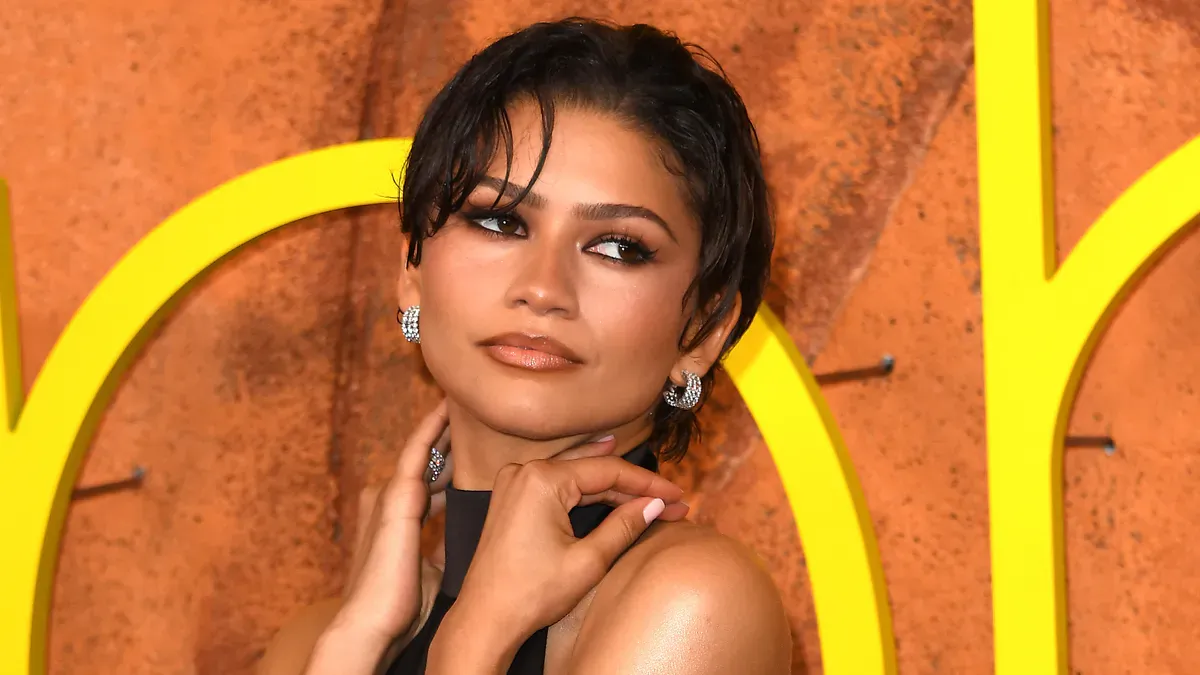 Zendaya w złotym komplecie na nagraniach w Nowym Jorku