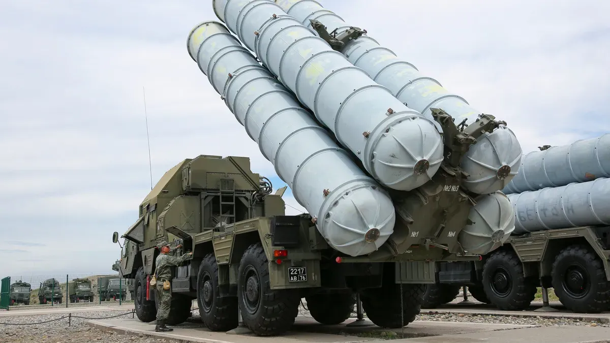 Rosja ma deficyt rakiet przeciwlotniczych, szczególnie do S-300